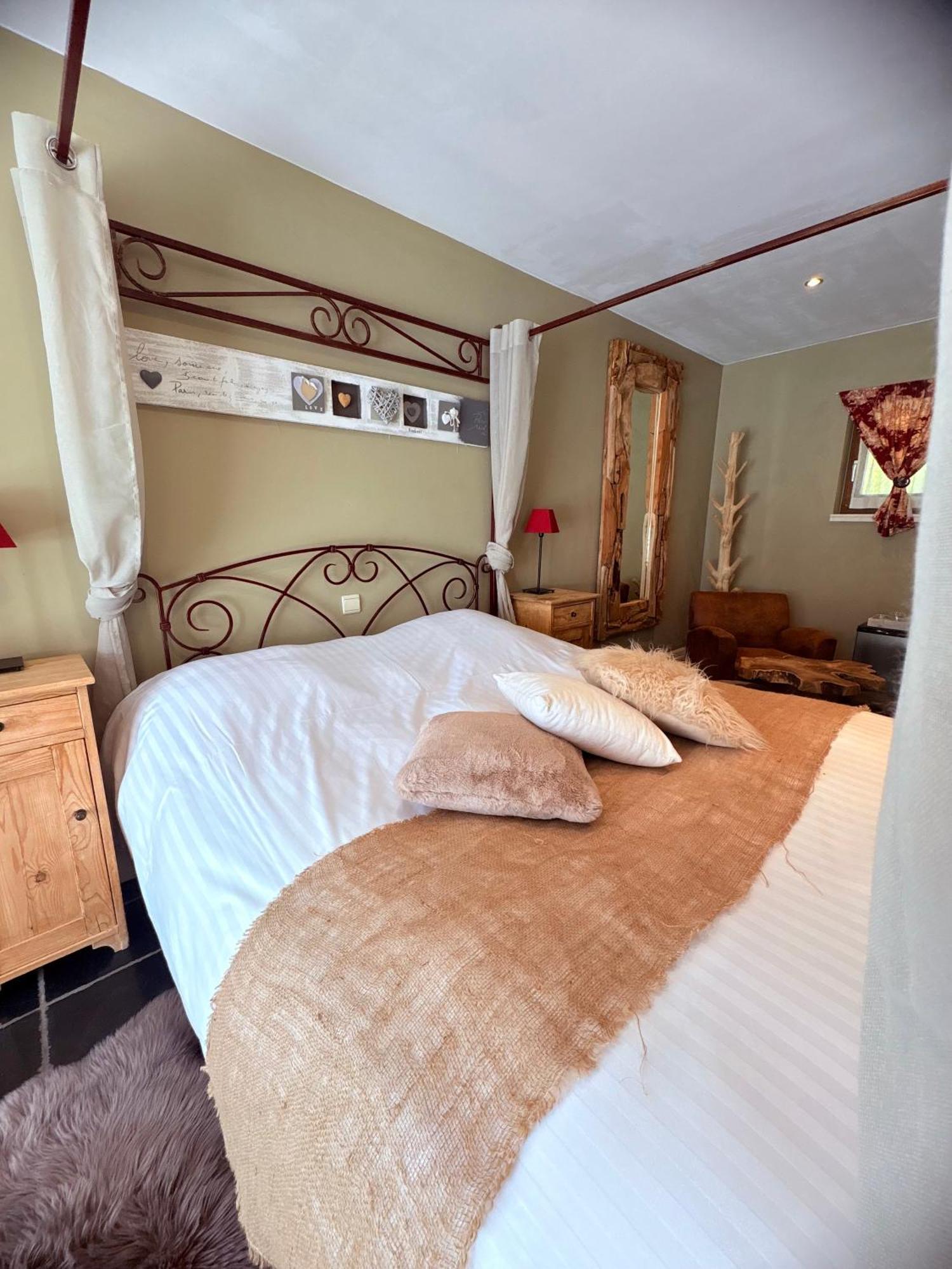 Comme A La Ferme Bed & Breakfast Durbuy Eksteriør bilde